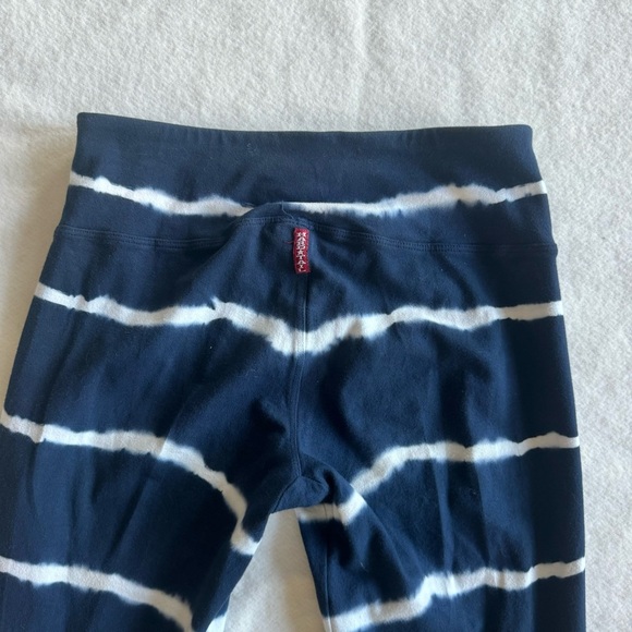 Hard Tail Rare Capris Cropped Leggings Tie Die Stripes Stretchy Size M - Picture 8 of 10
